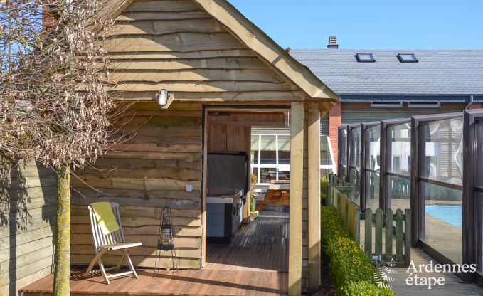 Villa met zwembad en wellness in Vielsalm voor 31 personen in de Ardennen