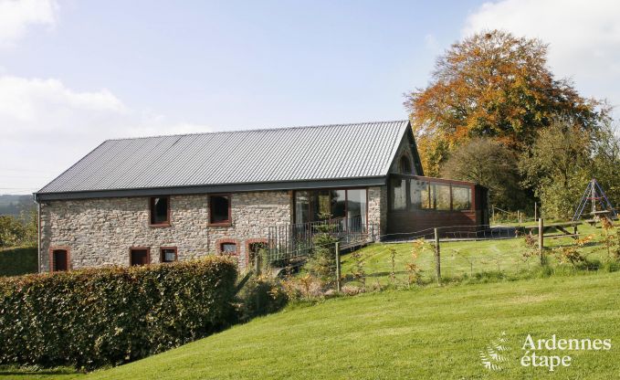 Luxe villa in Vielsalm voor 20 personen met 7 slaapkamers, binnenzwembad, sauna en privtuin