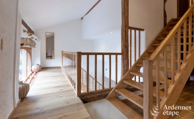 gezellige vakantiewoning met 5 slaapkamers, jacuzzi, sauna en priv� tuin in Vielsalm Ardennen