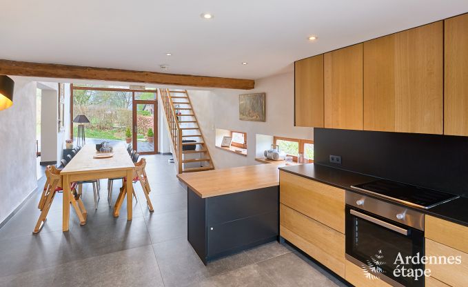 gezellige vakantiewoning met 5 slaapkamers, jacuzzi, sauna en priv� tuin in Vielsalm Ardennen