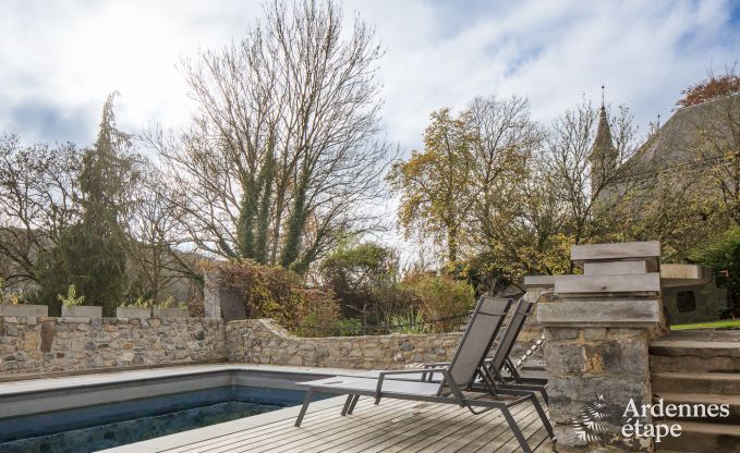 Charmant vakantiehuis met zwembad en priv�tuin voor 4 personen in middeleeuws dorp Vierves-sur-Viroin