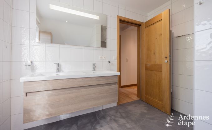 Charmante vakantiewoning in Villers-Le-Temple voor 9 personen met comfort, privtuin en dichtbij Hoei