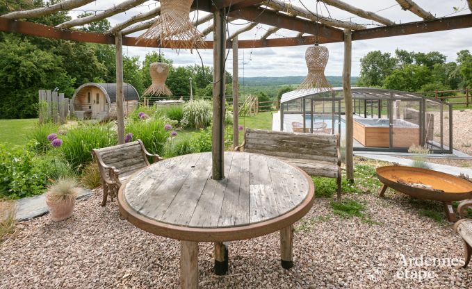 Knap vakantiehuis voor 2 met sauna en jacuzzi in Villers-en-Fagne