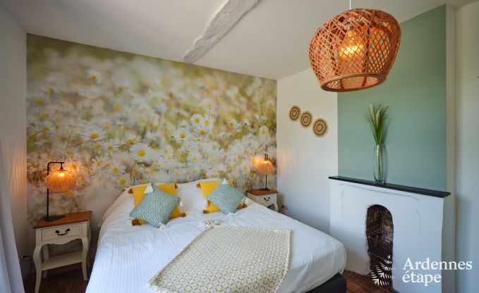 Comfortabele vakantiewoning voor 10 personen in Villers-en-Fagne met overdekt buitenzwembad en jacuzzi