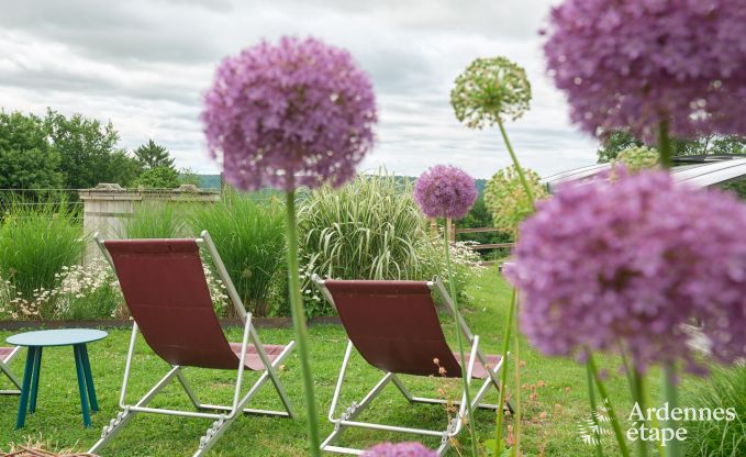 Comfortabele vakantiewoning voor 10 personen in Villers-en-Fagne met overdekt buitenzwembad en jacuzzi
