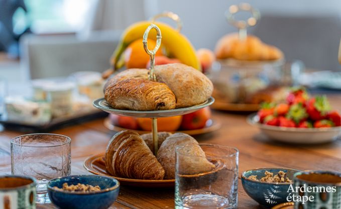 Luxueus ingericht vakantiehuis in Virelles voor 9 personen met open haard