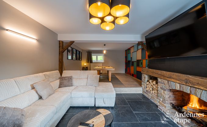 Luxueus ingericht vakantiehuis in Virelles voor 9 personen met open haard