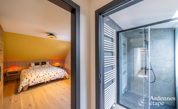 Luxueus ingericht vakantiehuis in Virelles voor 9 personen met open haard