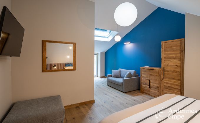 Luxueus ingericht vakantiehuis in Virelles voor 9 personen met open haard