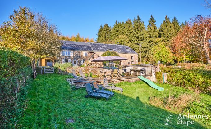 Charmante cottage voor 8 personen in Viroinval: sauna, kachel, bos dichtbij