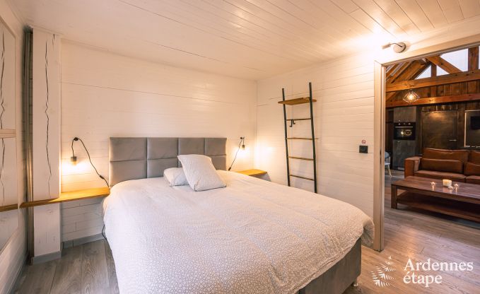 Gezellige houten chalet voor 4 personen in Viroinval