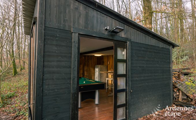 Gezellige houten chalet voor 4 personen in Viroinval