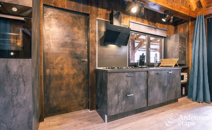 Gezellige houten chalet voor 4 personen in Viroinval