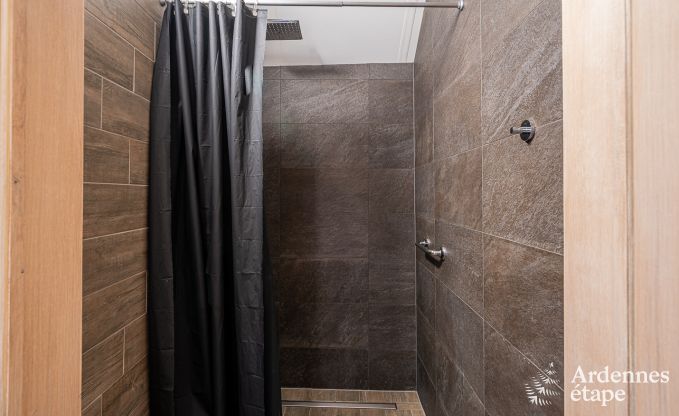 Gezellige groepsaccommodatie voor 17 in Virton, Gaume