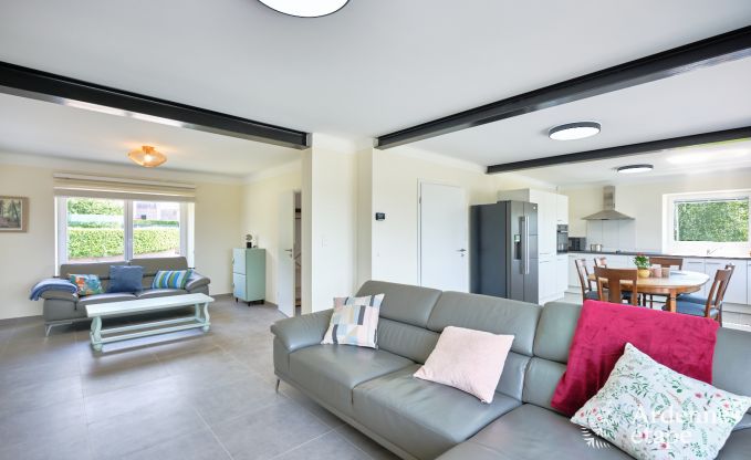 Vakantiewoning voor 6 personen in Virton met 3 slaapkamers, sauna, houtkachel, buitenzwembad en privterras