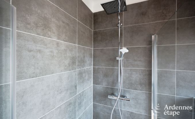 Vakantiewoning voor 6 personen in Virton met 3 slaapkamers, sauna, houtkachel, buitenzwembad en privterras