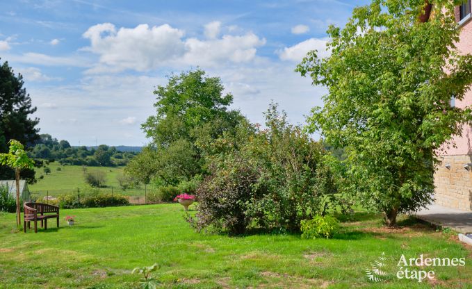 Vakantiewoning voor 6 personen in Virton met 3 slaapkamers, sauna, houtkachel, buitenzwembad en priv�terras