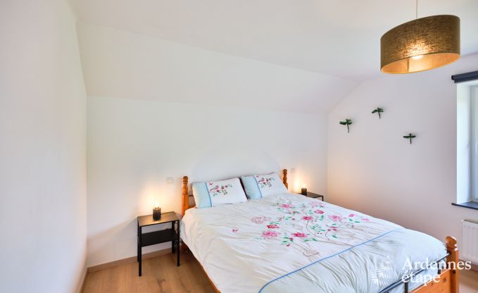 Vakantiewoning voor 6 personen in Virton met 3 slaapkamers, sauna, houtkachel, buitenzwembad en priv�terras