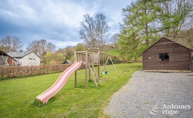 Ruim, hondvriendelijk vakantiehuis in Vresse-Sur-Semois, Ardennen