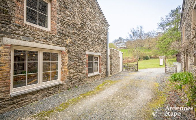 Ruim, hondvriendelijk vakantiehuis in Vresse-Sur-Semois, Ardennen