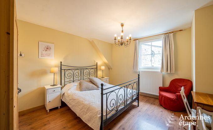 Ruim, hondvriendelijk vakantiehuis in Vresse-Sur-Semois, Ardennen