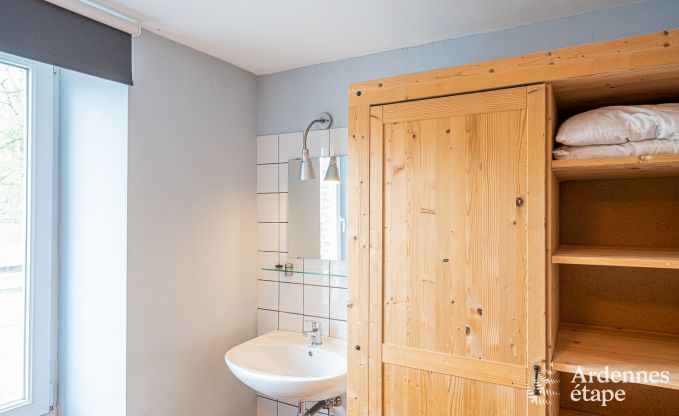 Ruim, hondvriendelijk vakantiehuis in Vresse-Sur-Semois, Ardennen