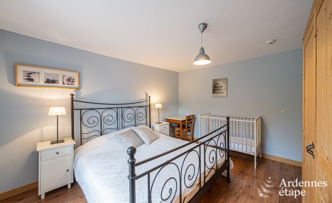 Ruim, hondvriendelijk vakantiehuis in Vresse-Sur-Semois, Ardennen