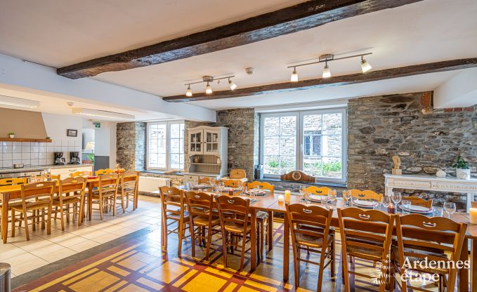 Ruim, hondvriendelijk vakantiehuis in Vresse-Sur-Semois, Ardennen