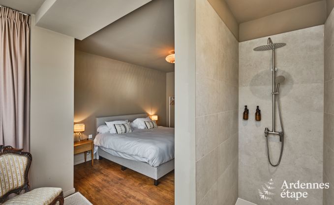 Luxe landhuis m�t verwarmd buitenzwembad in Vresse-sur-Semois voor 15 personen