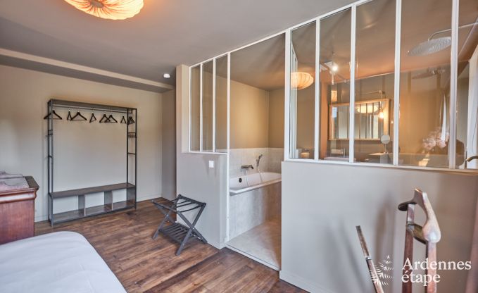 Luxe landhuis m�t verwarmd buitenzwembad in Vresse-sur-Semois voor 15 personen