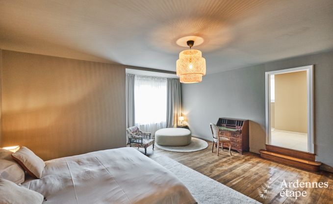 Luxe landhuis m�t verwarmd buitenzwembad in Vresse-sur-Semois voor 15 personen