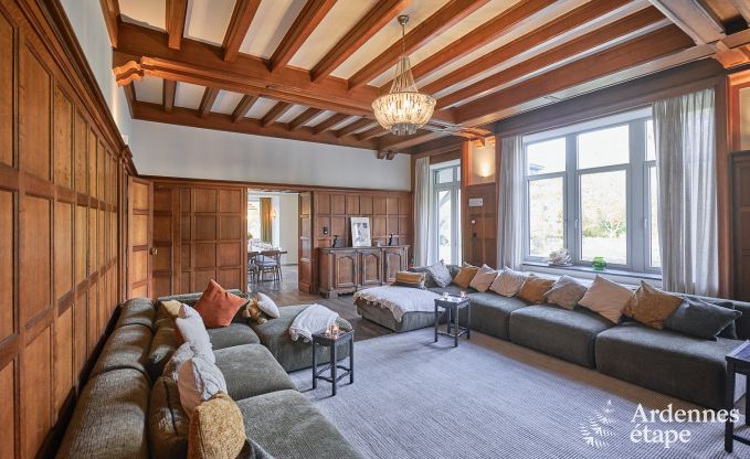 Luxe landhuis m�t verwarmd buitenzwembad in Vresse-sur-Semois voor 15 personen