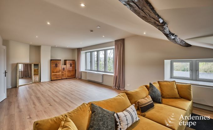 Luxe landhuis m�t verwarmd buitenzwembad in Vresse-sur-Semois voor 15 personen