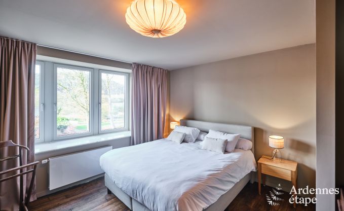 Luxe landhuis m�t verwarmd buitenzwembad in Vresse-sur-Semois voor 15 personen