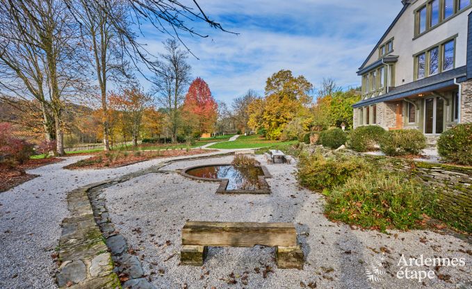 Luxe landhuis m�t verwarmd buitenzwembad in Vresse-sur-Semois voor 15 personen