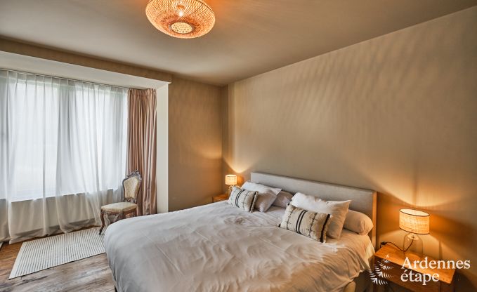Luxe landhuis m�t verwarmd buitenzwembad in Vresse-sur-Semois voor 15 personen