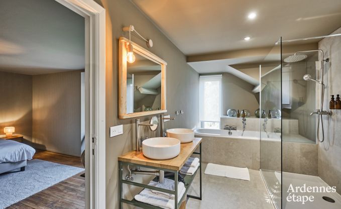 Luxe landhuis m�t verwarmd buitenzwembad in Vresse-sur-Semois voor 15 personen