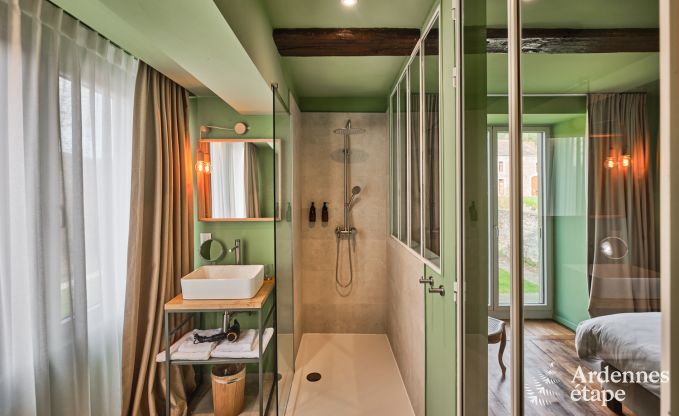 Luxe landhuis m�t verwarmd buitenzwembad in Vresse-sur-Semois voor 15 personen