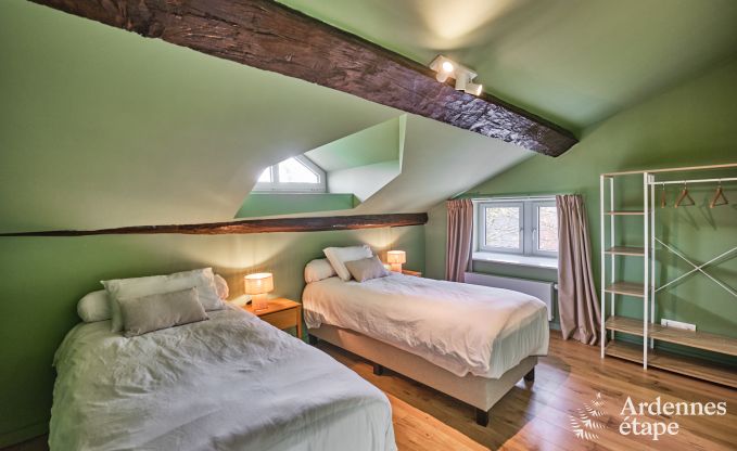 Luxe landhuis m�t verwarmd buitenzwembad in Vresse-sur-Semois voor 15 personen