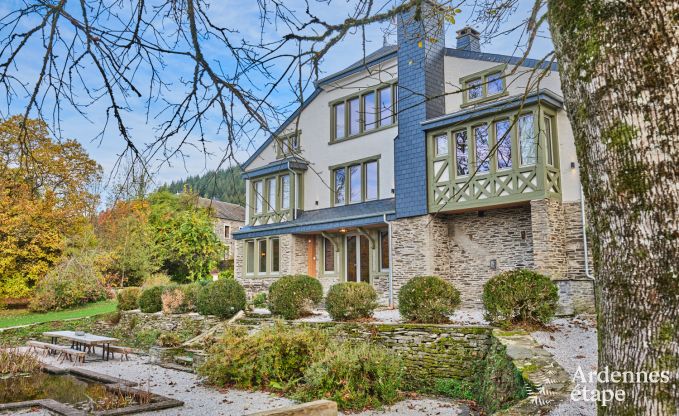 Luxe landhuis m�t verwarmd buitenzwembad in Vresse-sur-Semois voor 15 personen