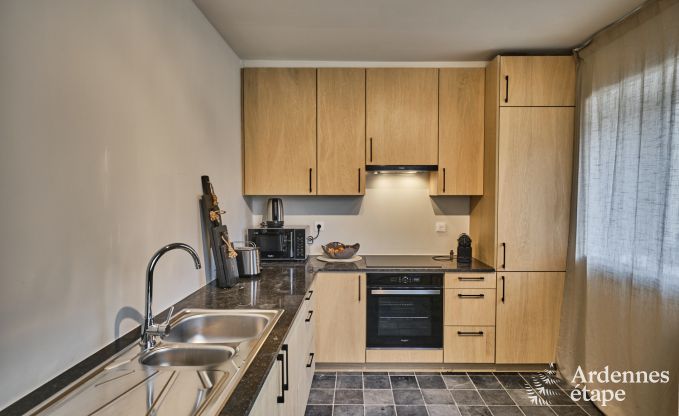 Luxe landhuis in Vresse-sur-Semois voor 19 personen met zwembad en adembenemend uitzicht