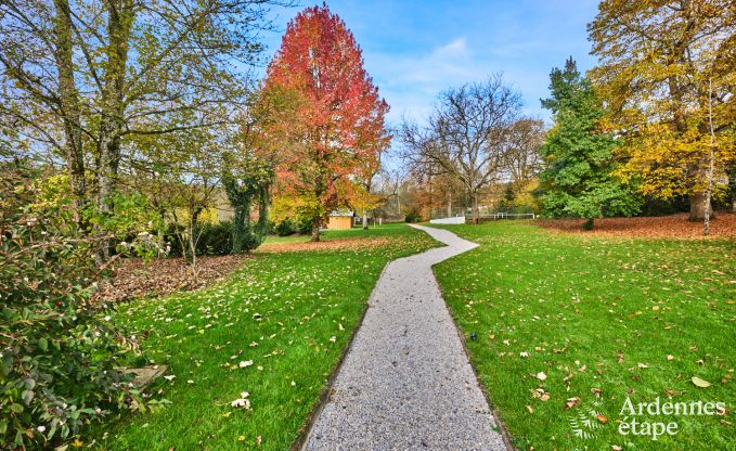Luxe landhuis mt verwarmd buitenzwembad in Vresse-sur-Semois voor 15 personen