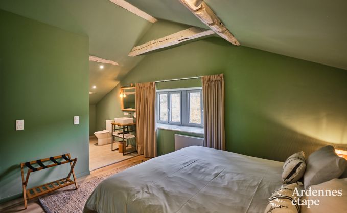 Luxe landhuis mt verwarmd buitenzwembad in Vresse-sur-Semois voor 15 personen