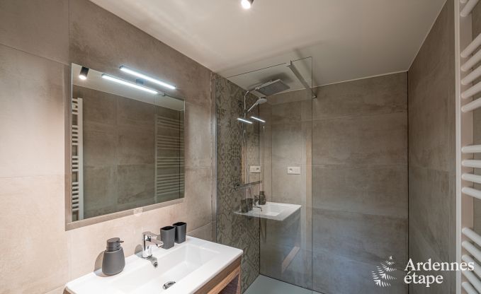 Vakantiehuis in Vresse-sur-Semois voor 14 personen in de Ardennen