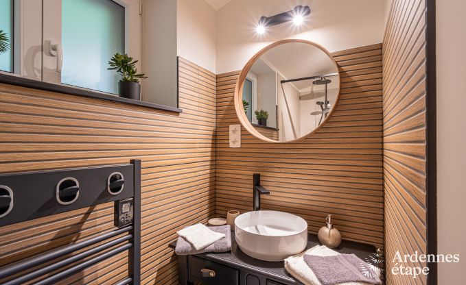 Vakantiehuis op de begane grond in Vresse-sur-Semois: terras met uitzicht, ideaal voor een koppel met kinderen