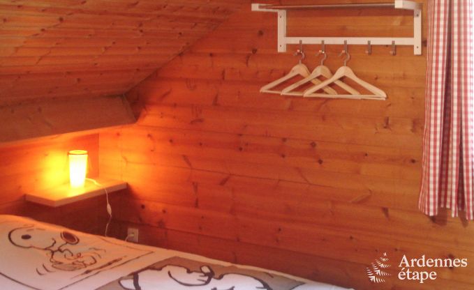 Noors chalet met houtkachel en sauna in Weismes, nabij de Hoge Venen