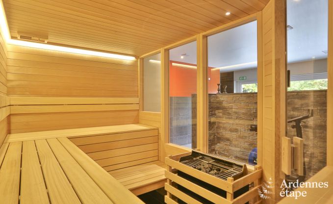 4-sterren vakantiehuis voor 14 personen met jacuzzi/sauna in Waimes