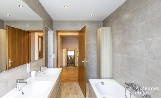 Vakantiehuis in Waimes voor 15 personen in de Ardennen