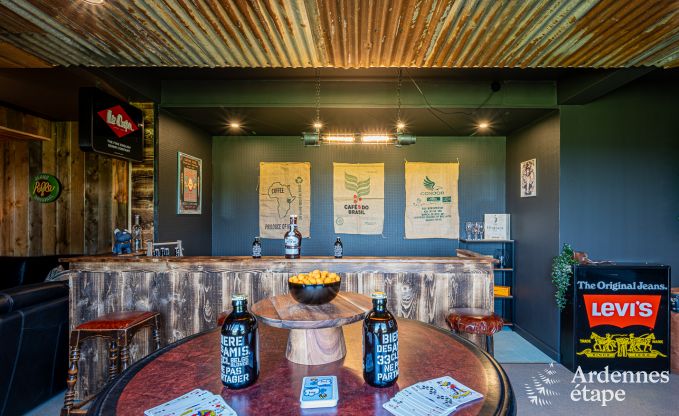 Comfortabel en ruim vakantiehuis in Waimes voor 15 personen met tuin en priv�terras