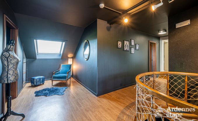 Comfortabel en ruim vakantiehuis in Waimes voor 15 personen met tuin en priv�terras